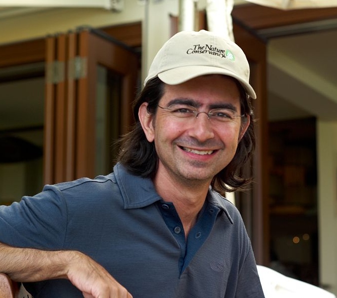 pierreomidyar